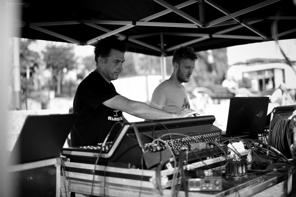 Sonorisation & Éclairage : retour en image sur nos dernières réalisations à Bergerac Sonorisation & Éclairage : retour en image sur nos dernières réalisations à Bergerac