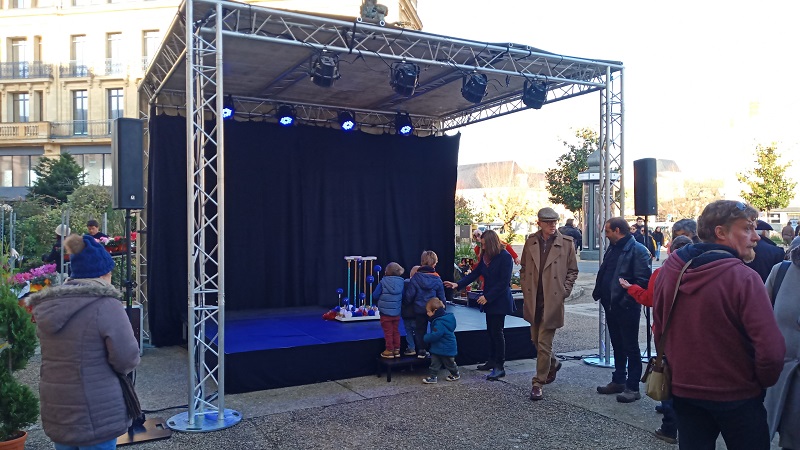 Montage scène à Bergerac